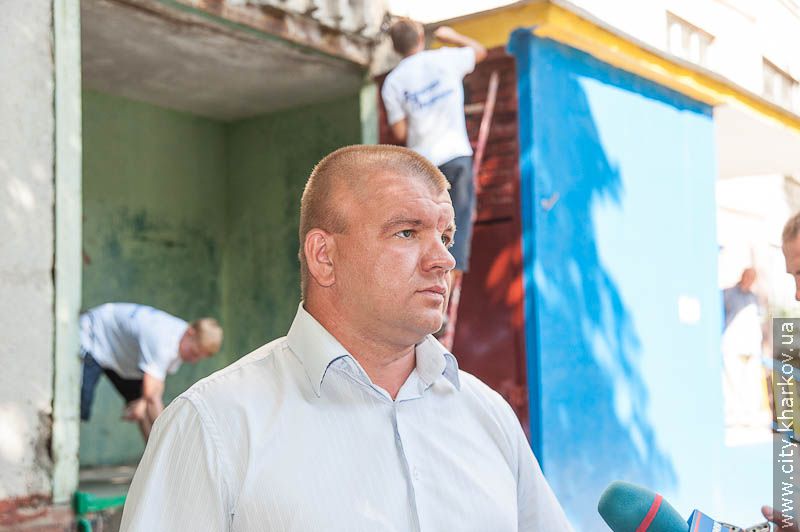 У цьому році місто спільно з провайдерами відремонтує 800 входів у під'їзди - 2