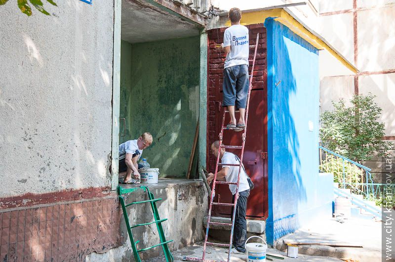 У цьому році місто спільно з провайдерами відремонтує 800 входів у під'їзди - 3