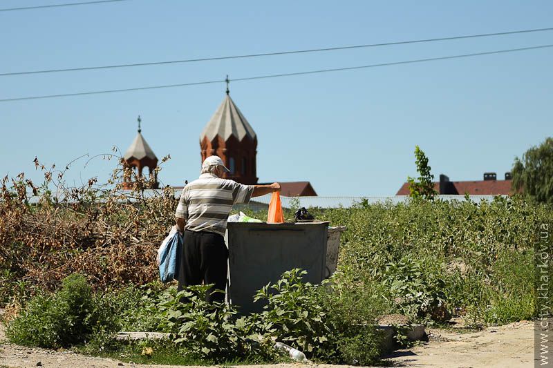 Харків'ян закликають оплачувати вивезення сміття