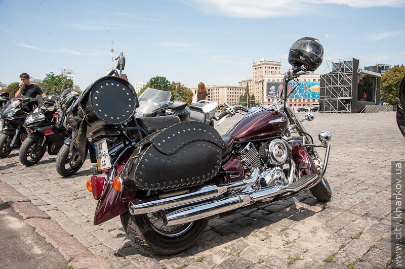 На майдані Свободи відбулася акція учасників фестивалю «MotoGonevo - 2012» 