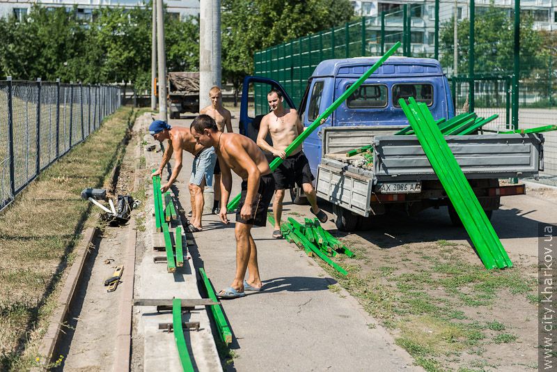 У Харкові закінчують реконструкцію ще двох шкільних стадіонів