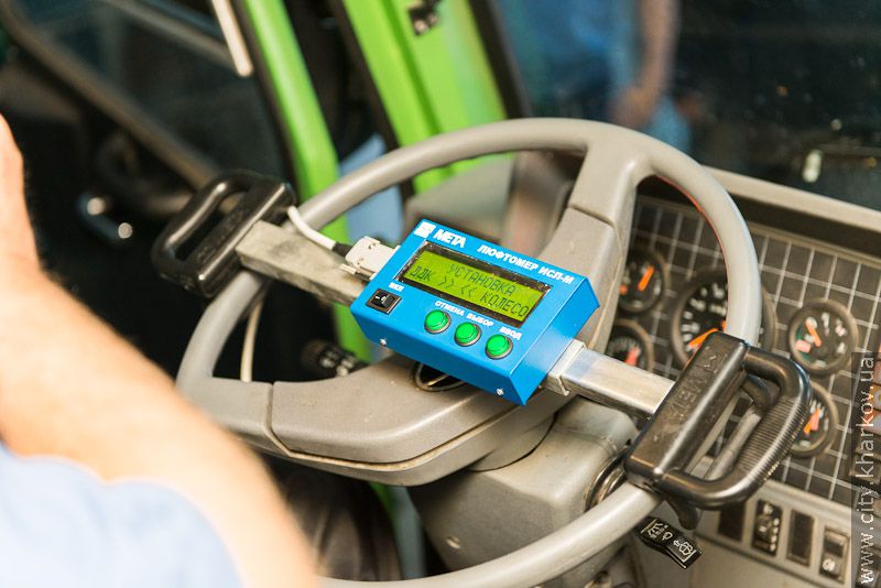 Маршрутні автобуси та їх водії щодня проходять ретельний огляд - 39
