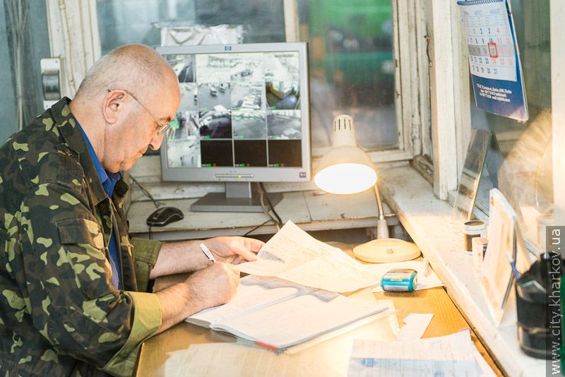 Маршрутні автобуси та їх водії щодня проходять ретельний огляд - 40