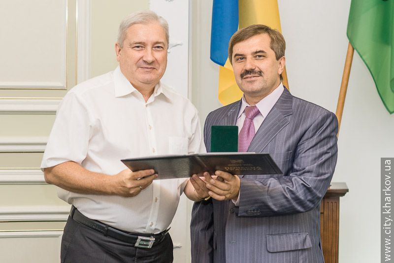 Харків'ян привітали зі святами та нагородили почесними грамотами - 10