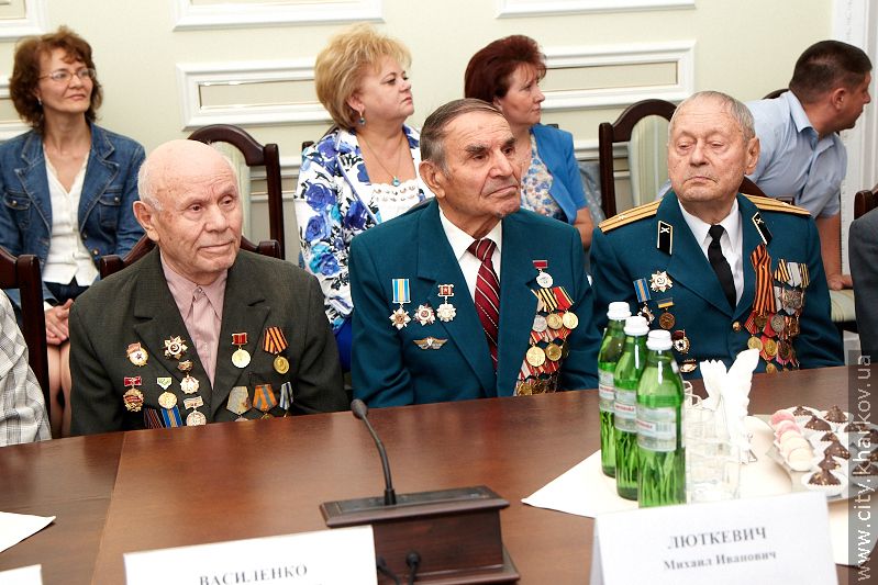 Геннадій Кернес привітав ветеранів з Днем визволення Харкова - 49