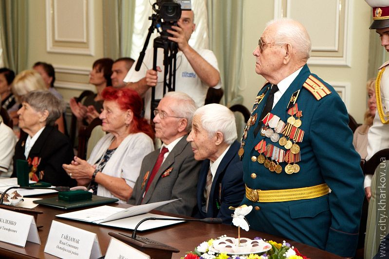 Геннадій Кернес привітав ветеранів з Днем визволення Харкова - 67