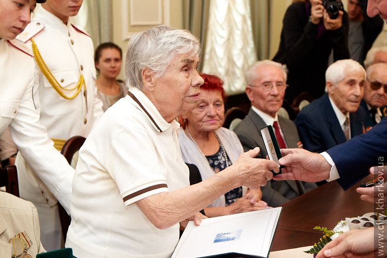 Геннадій Кернес привітав ветеранів з Днем визволення Харкова - 70