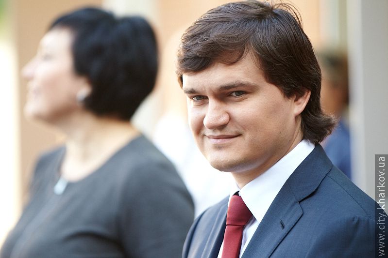 У школі №51 відбулася святкова лінійка - 13