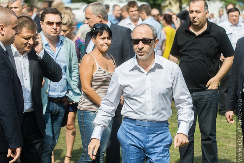 Геннадій Кернес: Я особисто контролюватиму всі питання щодо пошкодженого вибухом будинку - 2