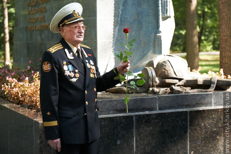 На меморіалі у Лісопарку поклали квіти з нагоди Дня партизанської слави