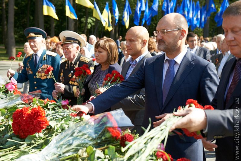 На меморіалі у Лісопарку поклали квіти з нагоди Дня партизанської слави - 10