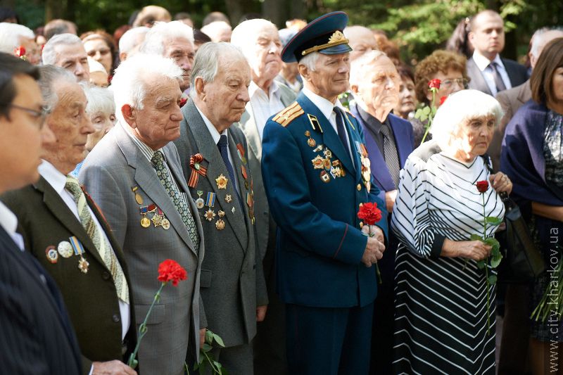 На меморіалі у Лісопарку поклали квіти з нагоди Дня партизанської слави - 24