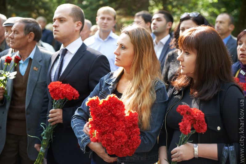На меморіалі у Лісопарку поклали квіти з нагоди Дня партизанської слави - 26