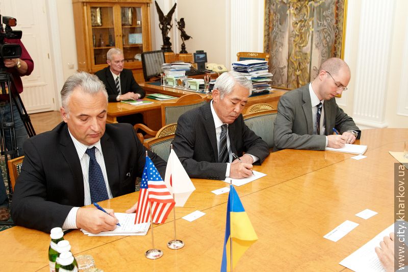 Геннадій Кернес зустрівся зі спостерігачами від США і Японії - 6