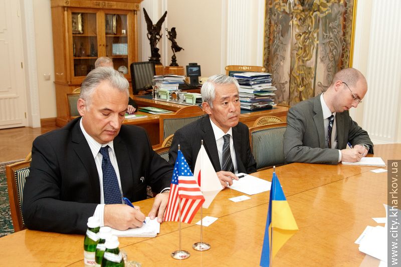 Геннадій Кернес зустрівся зі спостерігачами від США і Японії - 9