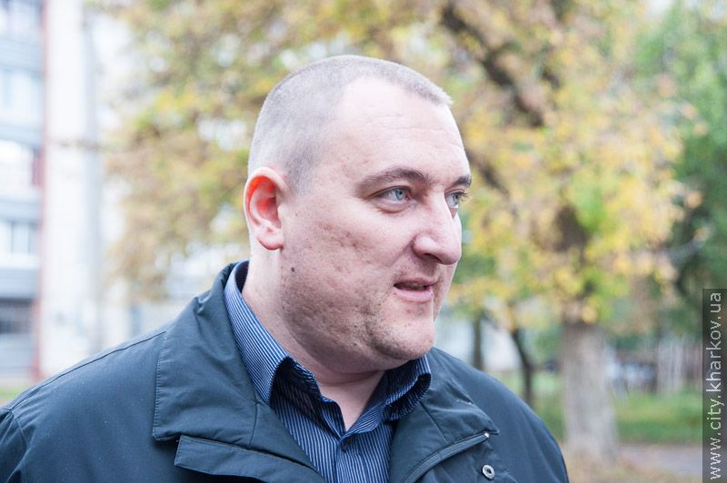 Комунальники борються з незаконно встановленими антенами - 3