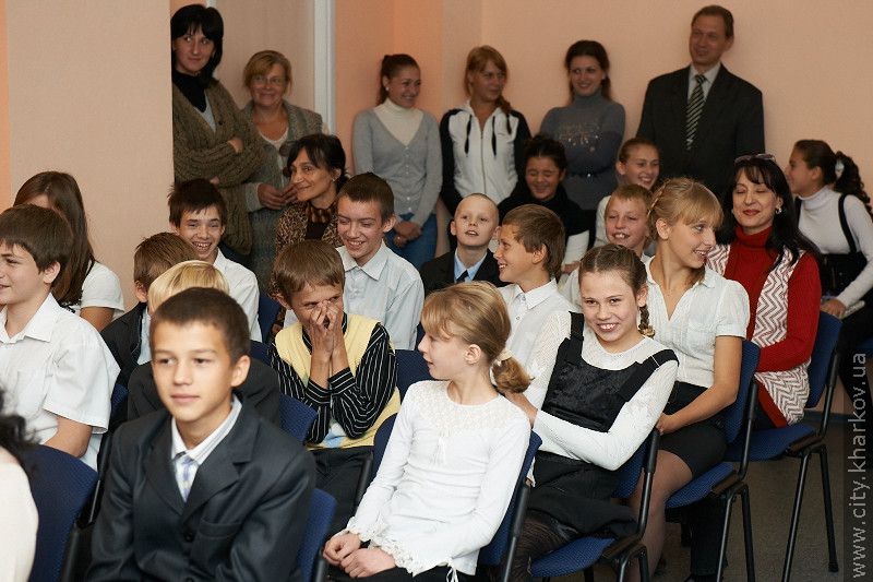 У школі-інтернаті №14 пройшла благодійна акція - 6