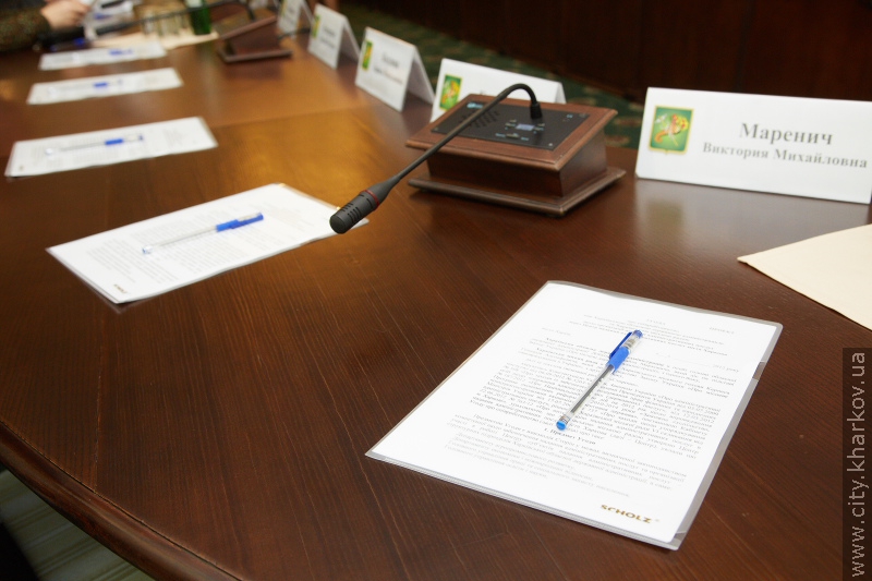 Харків'янам надаватимуть більше адмінпослуг у «єдиному вікні» 