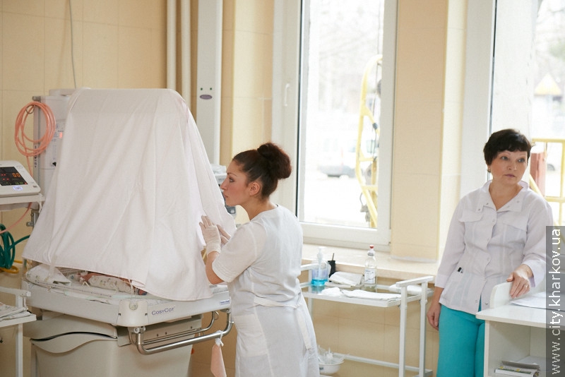 Перинатальний центр щорічно приймає близько 500 недоношених дітей - 20