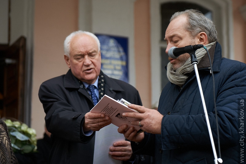 На будівлі гімназії №6 відкрили меморіальну дошку Людмилі Гурченко - 4