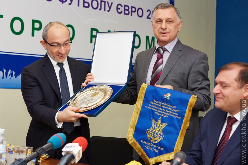Геннадія Кернеса обрали першим заступником голови обласної федерації футболу - 4