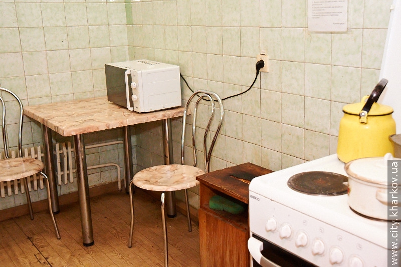 У Центрі реінтеграції безпритульних громадян щодня приймають до 80 чоловік - 13