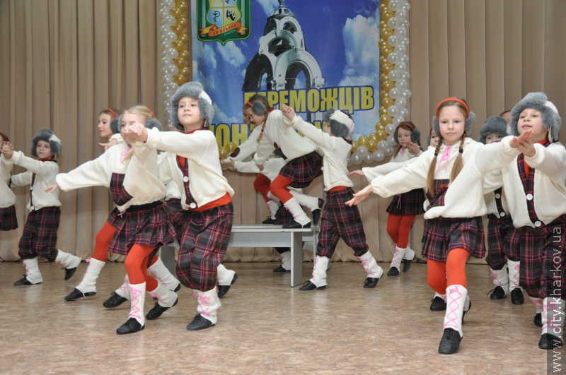 У Київському районі нагородили найкращих вчителів