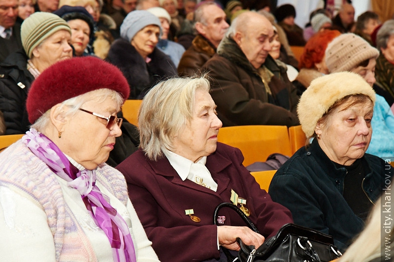 У Ленінському районі відзначили 69-ту річницю зняття блокади Ленінграда - 1