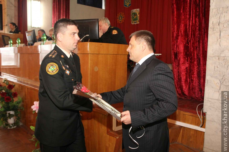 У Харкові нагородили героїв, які рятували людей під час пожежі на Московському проспекті - 2