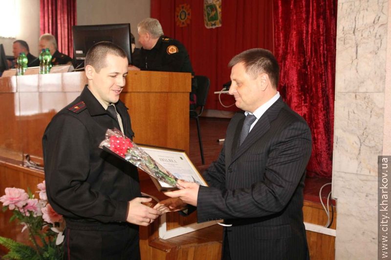 У Харкові нагородили героїв, які рятували людей під час пожежі на Московському проспекті - 6
