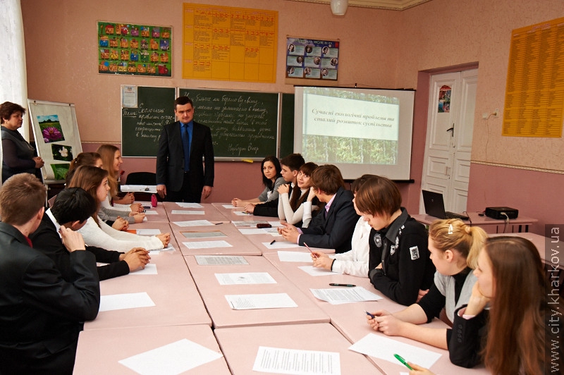 Перший урок з благоустрою провели для школярів у Комінтернівському районі - 9