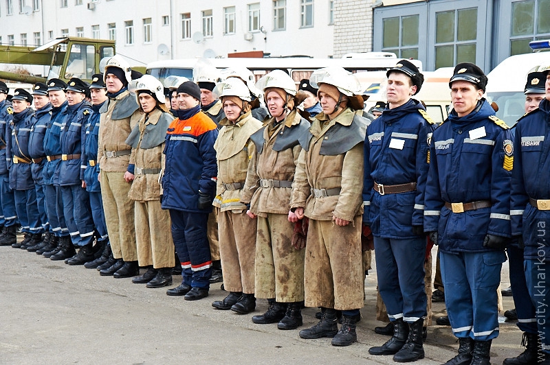 У Харкові пройшли комплексні навчання курсантів-рятувальників