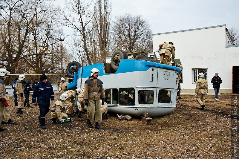 У Харкові пройшли комплексні навчання курсантів-рятувальників - 3