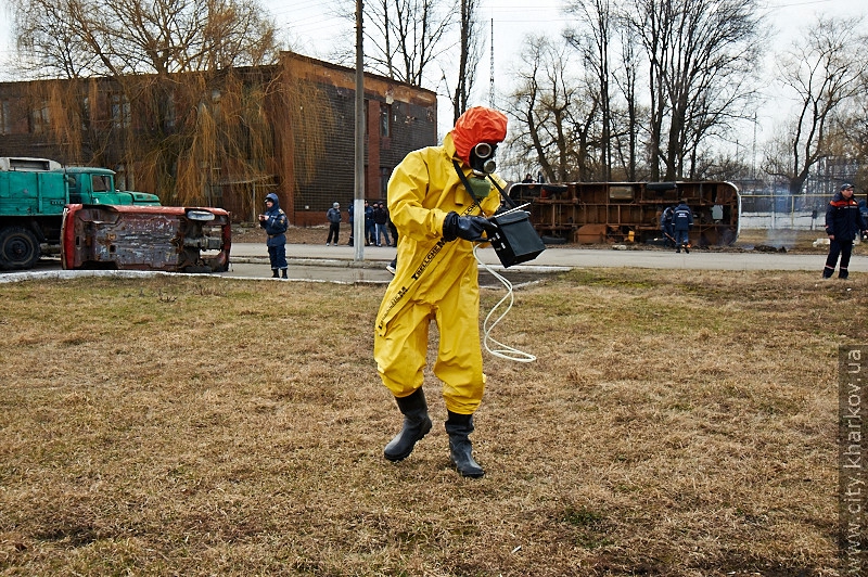 У Харкові пройшли комплексні навчання курсантів-рятувальників - 39