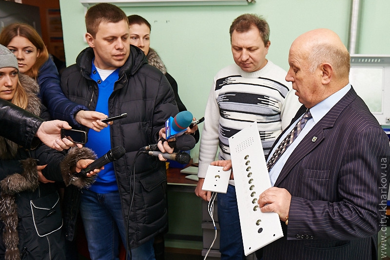 У Харкові розробили першу в Україні систему «Розумний під'їзд» - 10