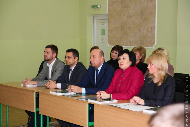 У харківській гімназії № 152 пройшла «Податкова година»