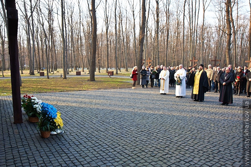 У Харкові вшанували пам'ять жертв Катинської трагедії - 18