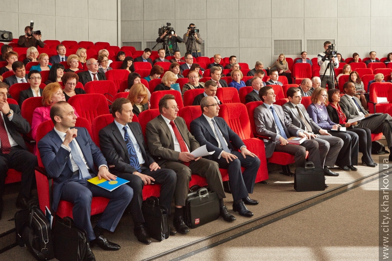 У Харкові відкрилася конференція з організації роботи в господарських судах - 2