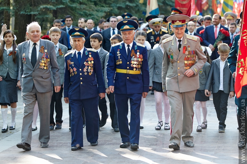На Меморіалі Слави вшанували пам'ять полеглих у Великій Вітчизняній війні - 23