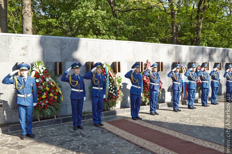 На Меморіалі Слави вшанували пам'ять полеглих у Великій Вітчизняній війні - 29