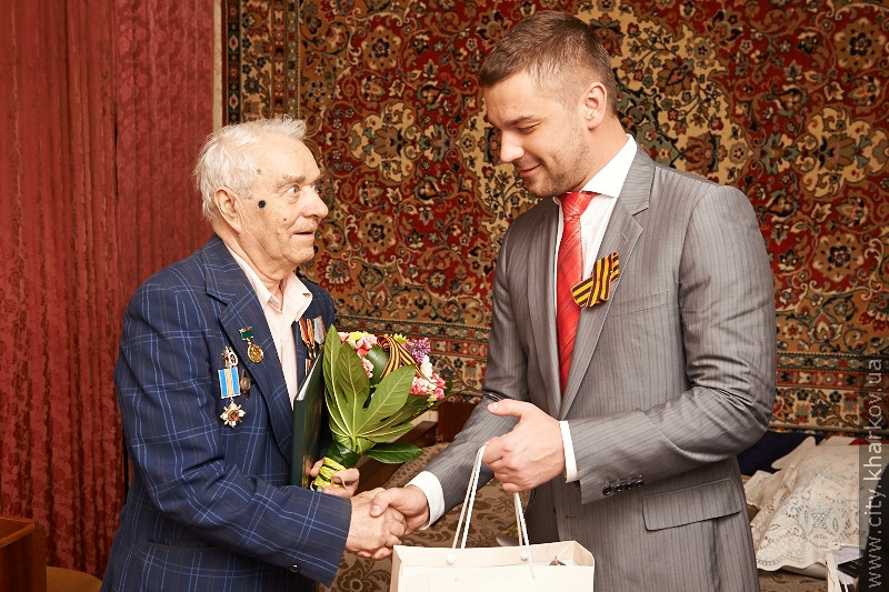 Ветеранів Великої Вітчизняної війни вшановують вдома - 8
