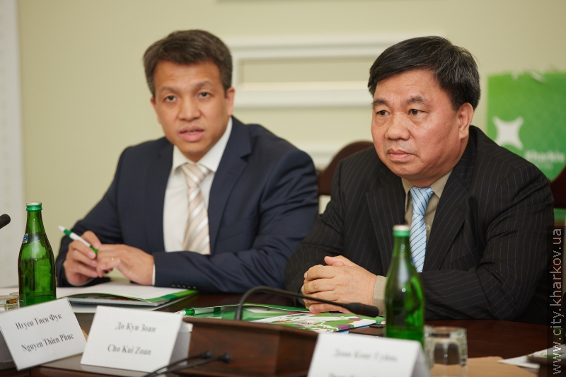 Bстреча заступника міського голови Ігоря Терехова з Надзвичайним і Повноважним Послом В'єтнаму Хо Дак Мінь Нгуєт - 5