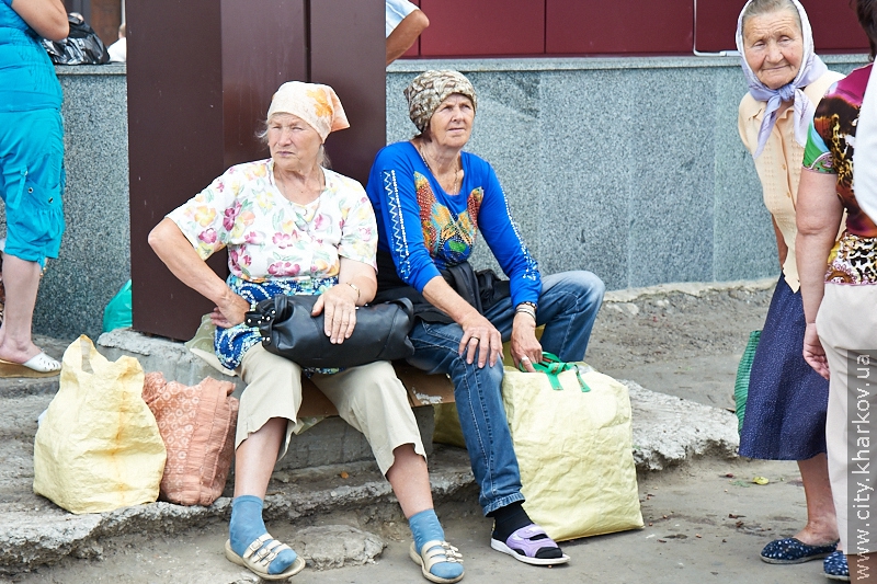 Біля Центрального ринку міліціонери влаштували побори з підприємців