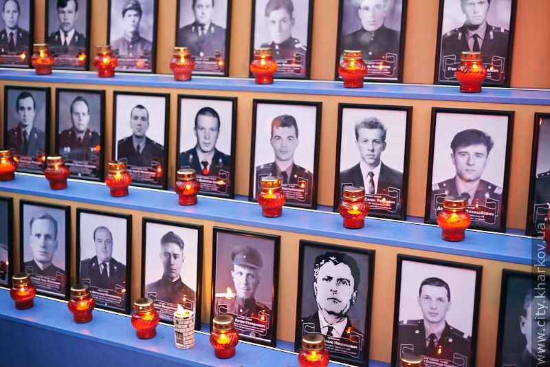 Пам'ять загиблих міліціонерів вшанували у Харкові  