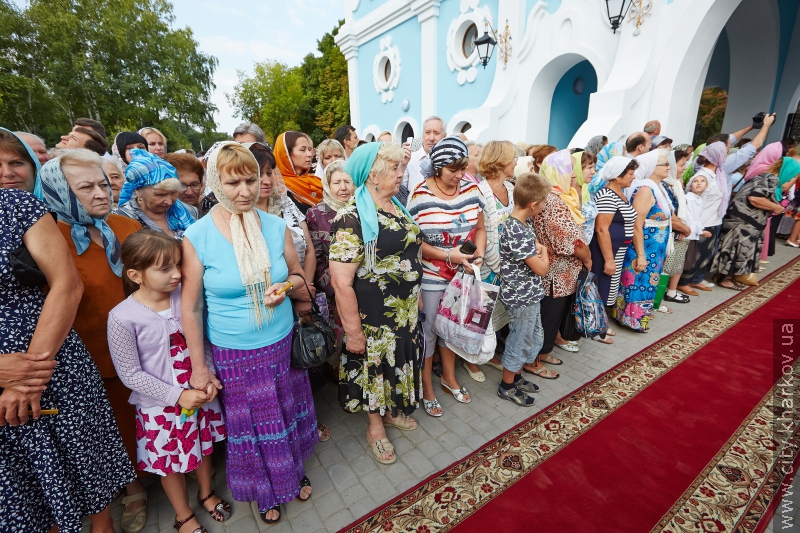 У П'ятихатках освятили храм святої цариці Тамари