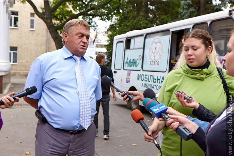 У районі метро «Архітектора Бекетова» сьогодні можна безкоштовно пройти тест на ВІЛ - 2