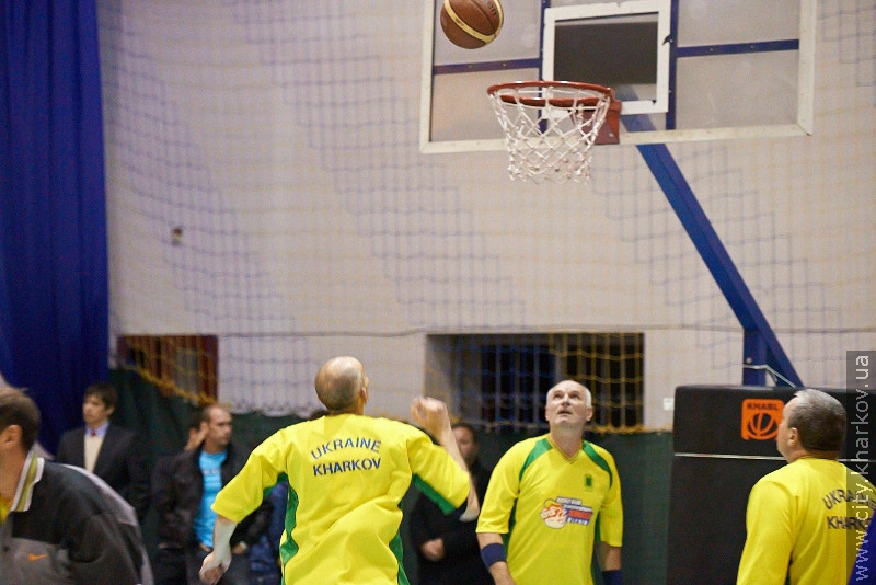 У Харкові стартував чемпіонат з баскетболу серед любителів - 6
