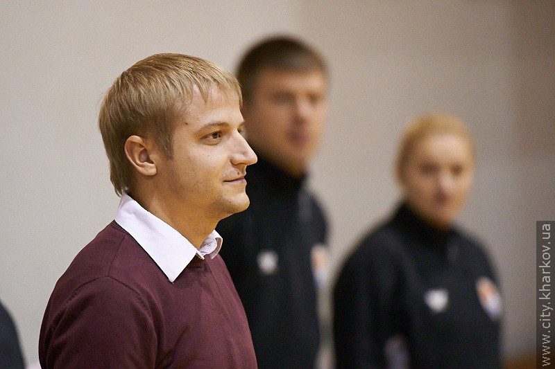 У Харкові стартував чемпіонат з баскетболу серед любителів - 16