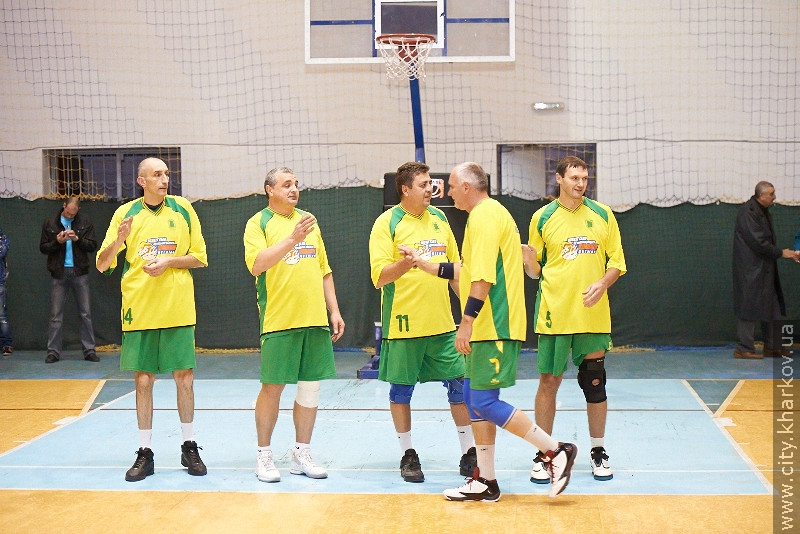 У Харкові стартував чемпіонат з баскетболу серед любителів - 24