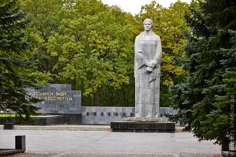 Гості з Німеччини та Польщі оглянули пам'ятки Харкова - 25